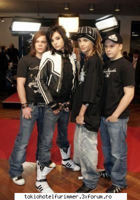 Tokio Hotel pictures - me_fallen_angel - Pictures with the boyz