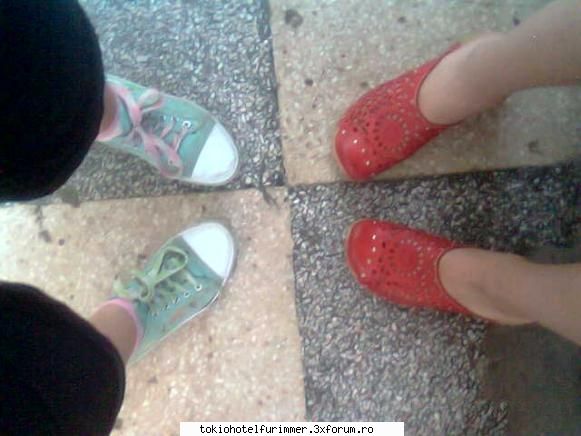 accesori oof....eo am....look mei shi sabotzi lu' mariutzzz **CraZy No FaTe**